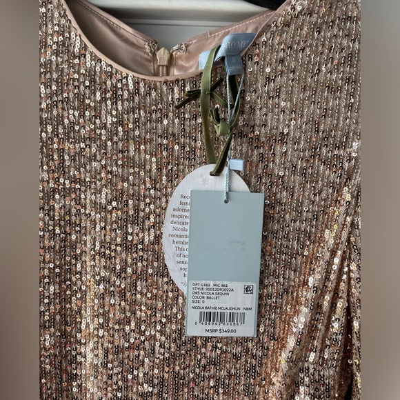 Formal dress - Picture 10 of 10